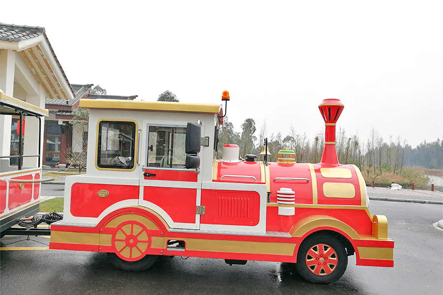 Halbgeschlossener Wagen 28 eleganter großer gleisloser Sightseeing-Zug