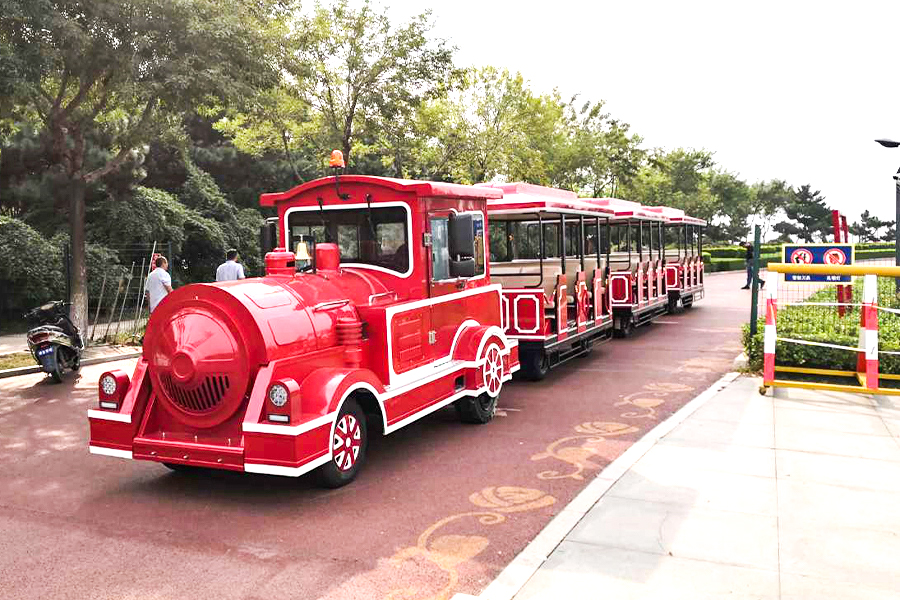 Offener Wagen 20 eleganter großer gleisloser Sightseeing-Zug